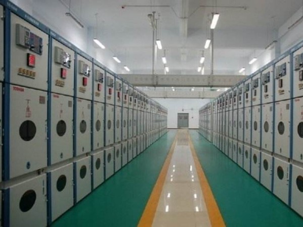 智能三相電量?jī)x如何用于鋼鐵廠的用電監(jiān)測(cè)系統(tǒng)？